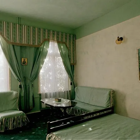 Hotel Trivia Antique 3*