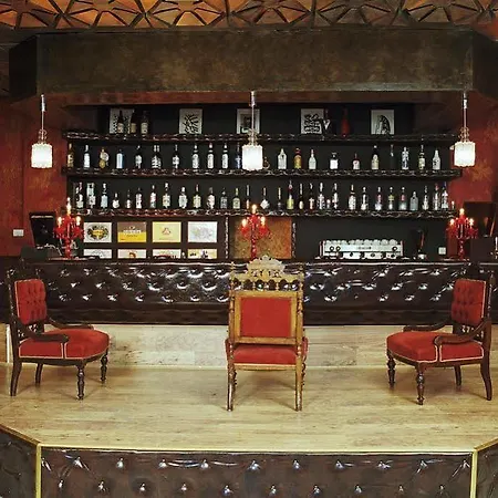 Trivia Antique Hotel 3*