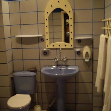 Trivia Antique Otel Sofya