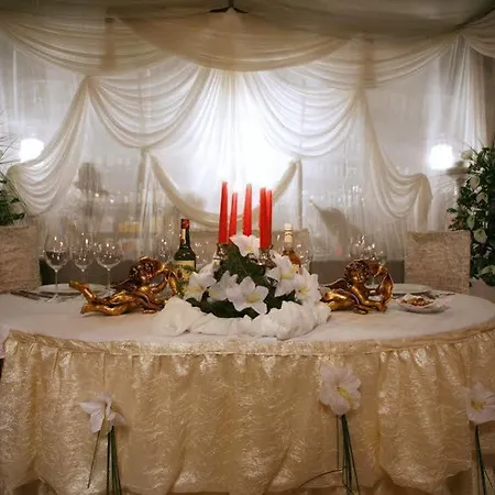 Trivia Antique 3* Sofya